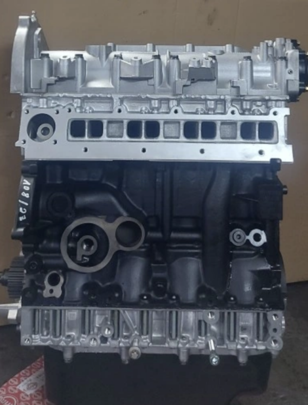 Renoveret motor Motor: 2.3 jtd euro 6 Passer til: Fiat, IvecoMotorkode: F1AGLD11D Fiat Iveco 2.3 jtd euro 6 Renoveret motor